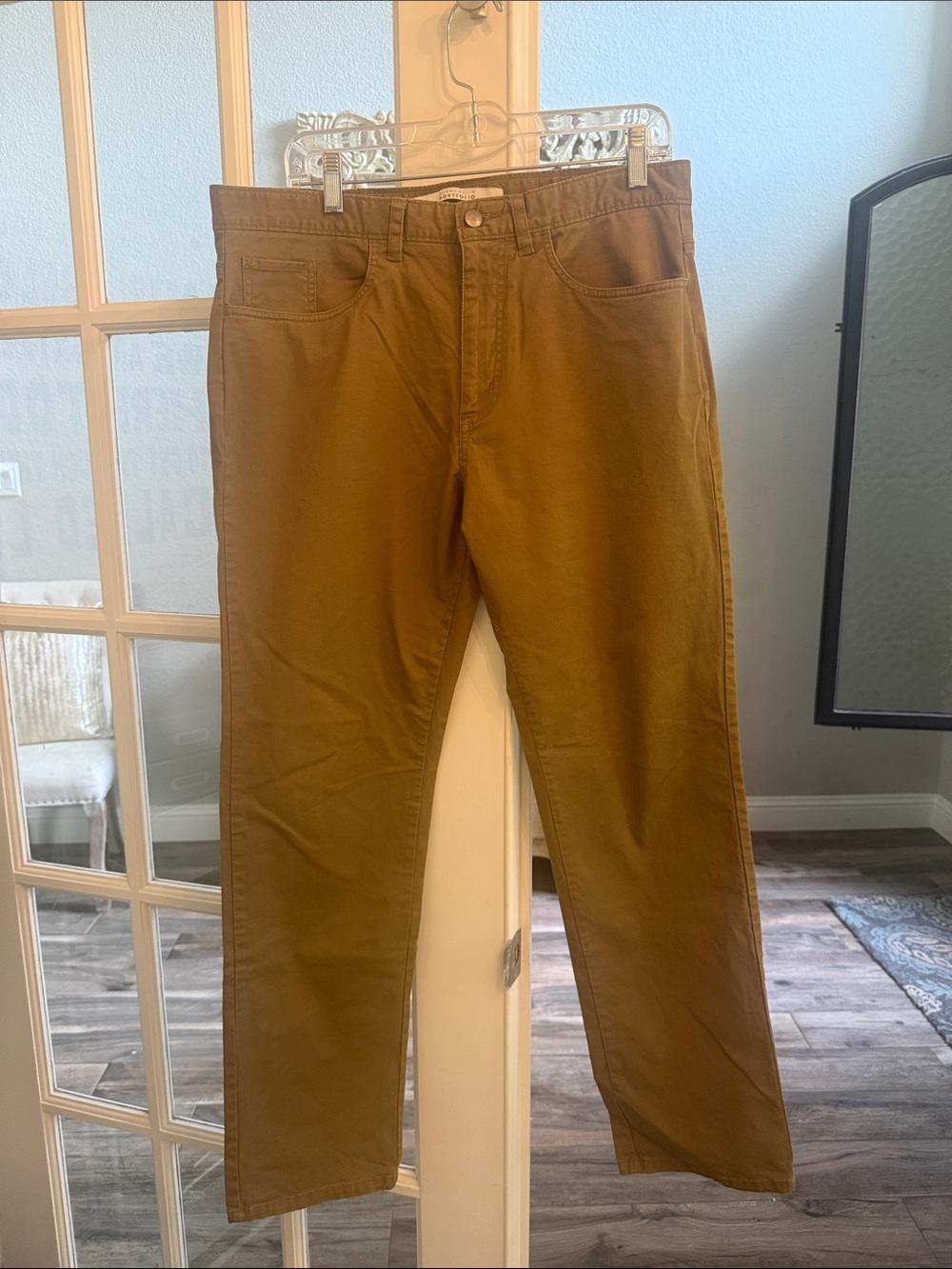 Perry Ellis Men's Khaki Brown Chinos